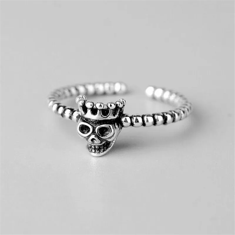

New Personality Hip Hop Style Exquisite 925 Sterling Silver Retro Jewelry Twist Skull Atmosphere Women Opening Rings R139