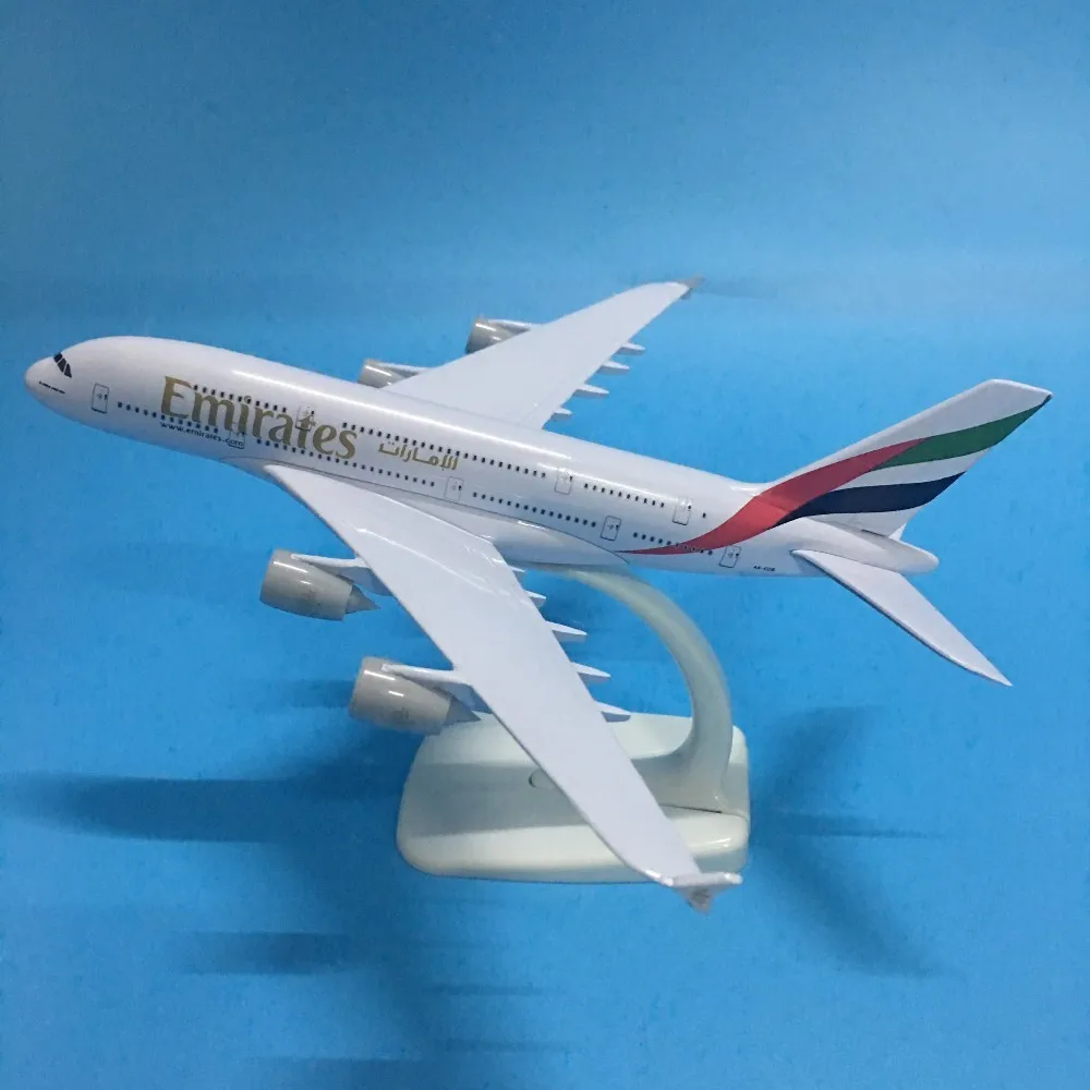 JASON TUTU Emirates Boeing 777 модель самолета Модель самолета 1:200 литой металл 20 см Airbus A380 самолет - Цвет: Emirates A380