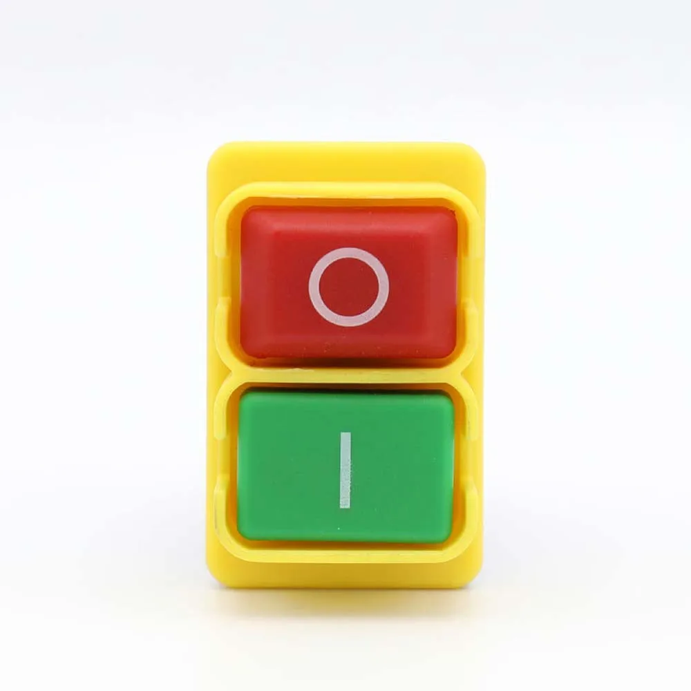 6698299600_908696236