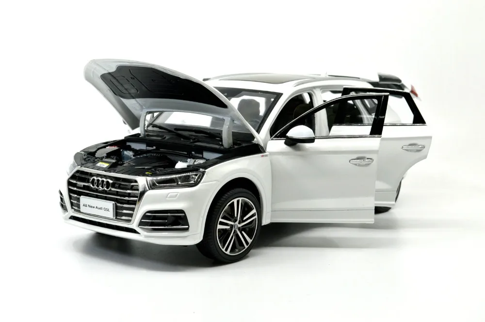 Audi Q5L 2018 White 08