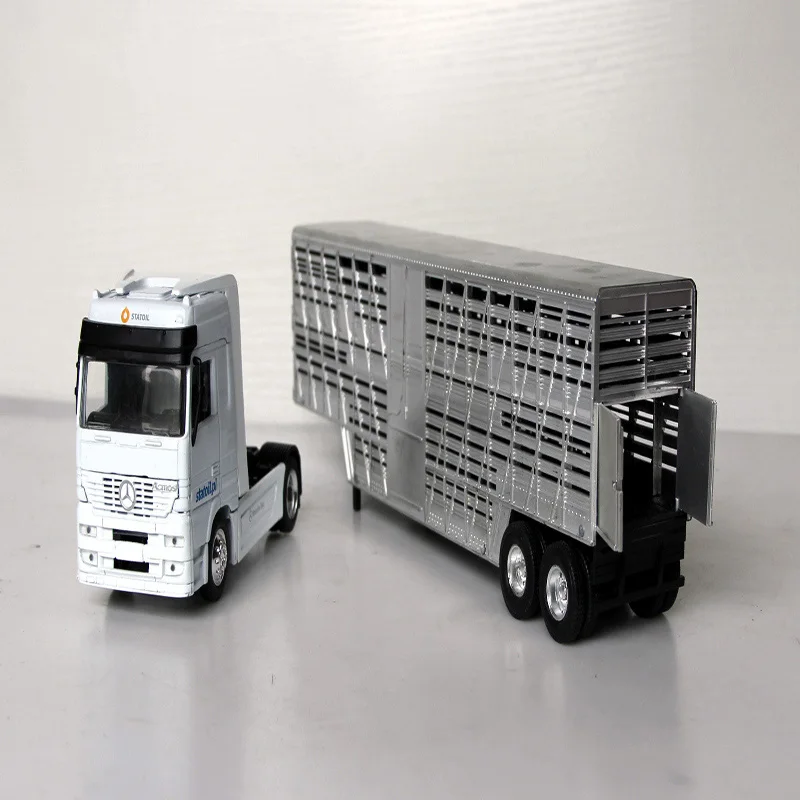 Модель 1/43 года имитация коллекции автомобилей Mercedes скот транспортер