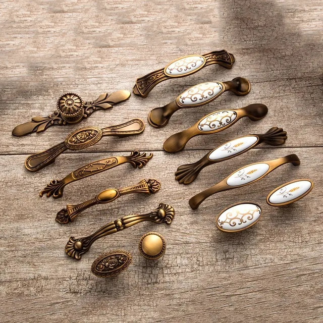 Antique Bronze Door Handles Le Drawer Pulls Vintage Kitchen Antique Bronze Door Handles Le Drawer Pulls Vintage Kitchen Cabinet And S Retro Furniture