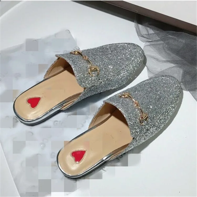 

Luxury brand 2019 Genuine Leather Leisure Joker Flat Bottom Shoe Woman with brand logo