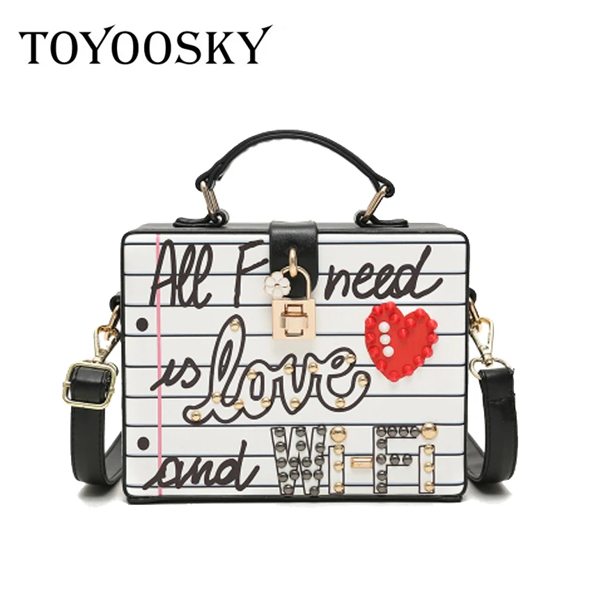 TOYOOSKY النساء مربع يد أزياء مساء حزب حقائب كتف اللؤلؤ المسامير الكتابة على الجدران Crossbody حقيبة لاد إلكتروني الماس مخلب