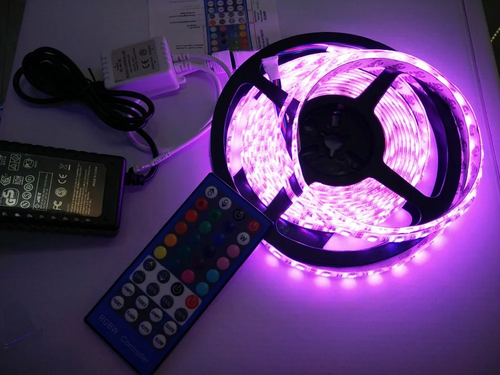 Яркость 5 м 4 вида цветов в 1 LED DC12V 10 мм PCB SMD 5050 RGBW/RGBWW светодиодные полосы света