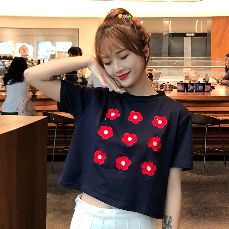 

2019 Summer Women Short T-shirts Graphic Flowers Embroidery T Shirts Crop Top Short Sleeve Japanese New Fashion Tops