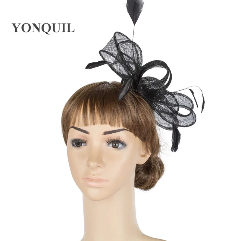 Цвета слоновой кости fascinators с фиолетовым перо украшения Высокое качество шляпки из соломки синамей с вуалеткой большой коктейль шапки MYQ072 - Цвет: Черный