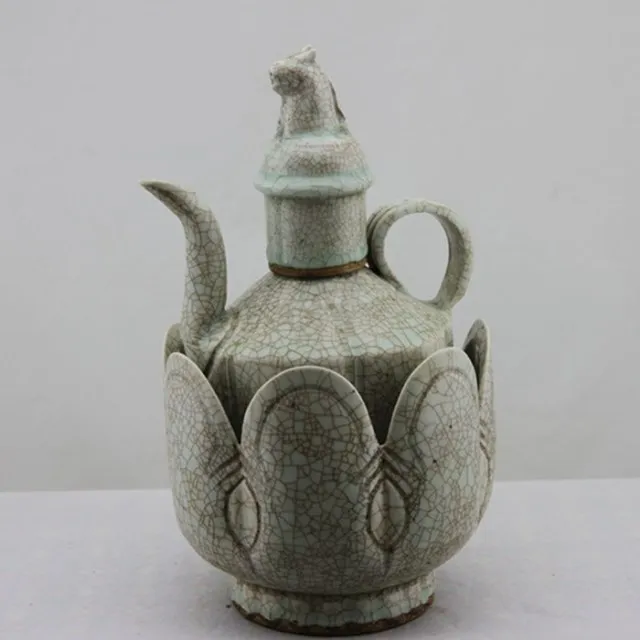 

Rare SongDynasty porcelain teapot,Hutian kiln shadow green glaze opening dog head pot warm teapot,Collection&Adornment