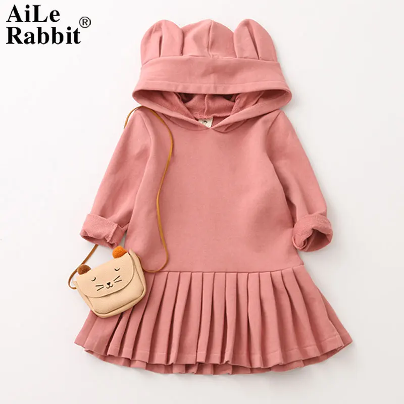 AiLe Rabbit/Новинка г.; осенние свитера с длинными рукавами; платье с капюшоном; Одежда для девочек; плиссированные платья; милые шапки с ушками; детская одежда - Цвет: Розовый