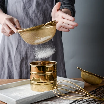 

Baking Tools Golden 304 Stainless Steel Flour Sieve Fine Mesh Filter Handheld Sugar Powder Siev