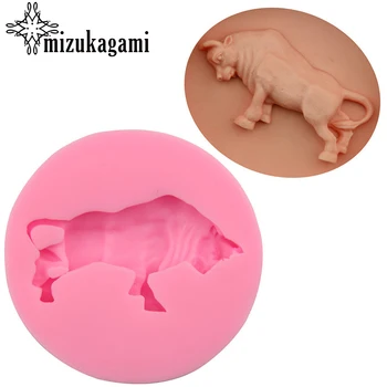 

1pcs UV Resin Jewelry Liquid Silicone Mold Animal 3D Cattle Cow Resin Molds For DIY Intersperse Decorate Making Jewelry