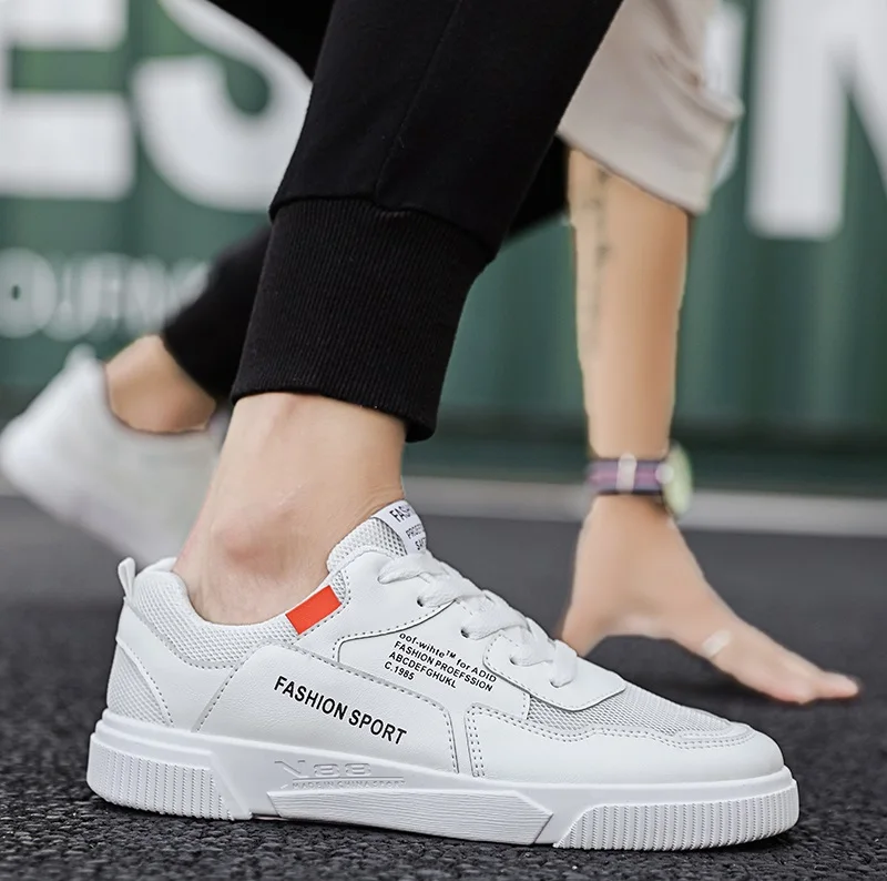 

Men's new 2019 summer lightweight outdoor sports casual shoes Korean version of large 3 color mesh cloth upper