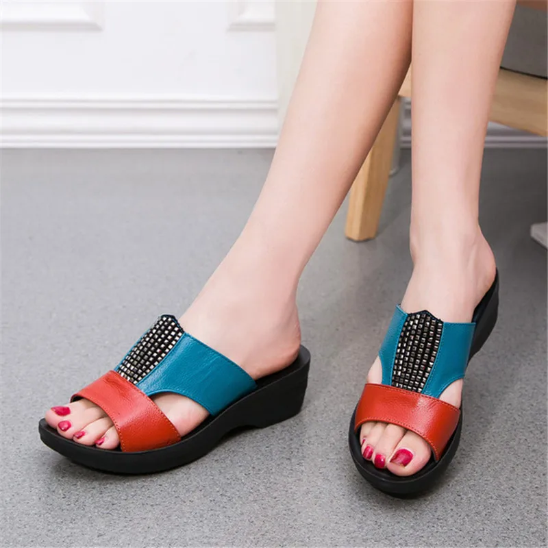 ZZPOHE-Summer-new-mother-slippers-fashion-ladies-slippers-soft-and-comfortable-casual-large-size-shoes-Woman.jpg_640x640 (1)