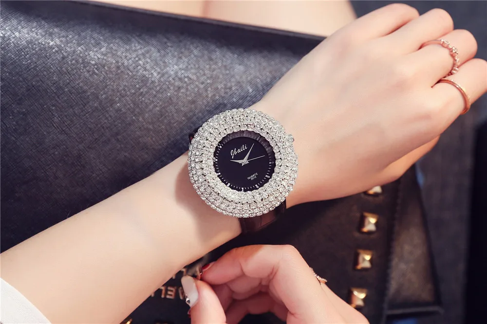 Модный сверкающий кристалл Алмазный циферблат браслет набор женские часы кожаный Роскошный топ бренд уникальное платье женские наручные часы
