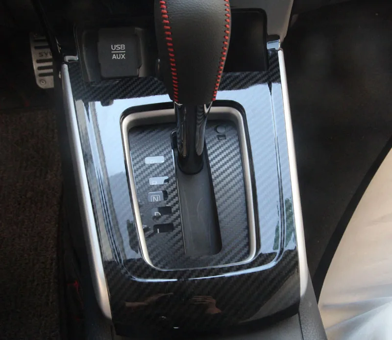 Для Nissan Sentra 2013- специальная Шестерня в панели управления, внутренняя модификация, декоративная полоса из углеродного волокна - Цвет: 2016-19 Carbon fiber