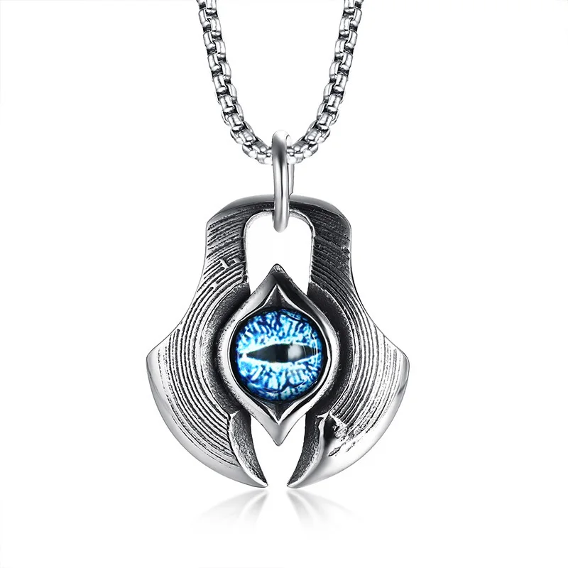 титан подвес. гигантский брелок. амулет титанов. амулет титанов. амулет титанов.