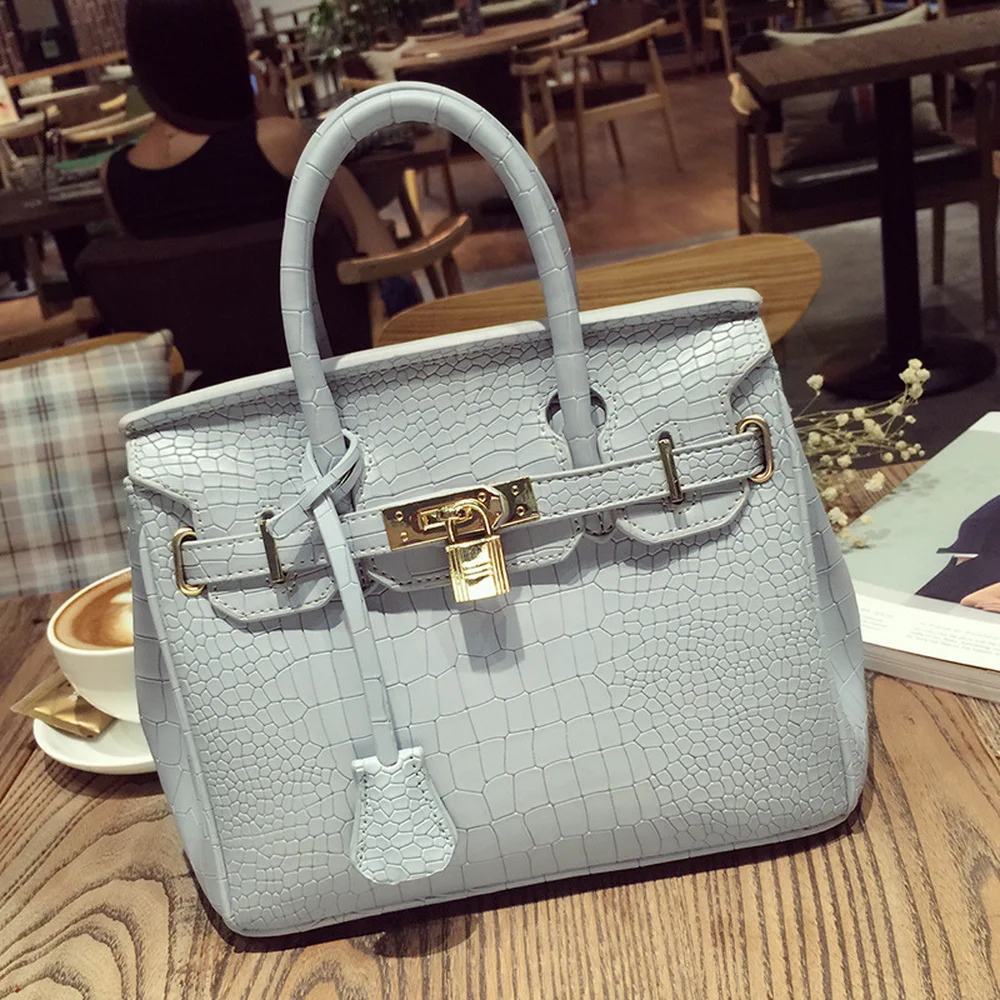 

2018 New Spring / Summer Women European American Fashion Crocodile Pattern Boston Lock Bag Single Shoulder Pure Color Crossbody