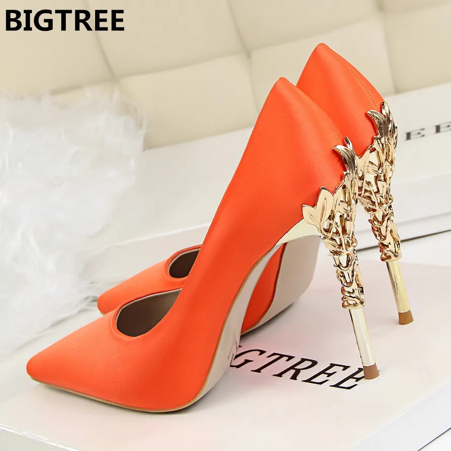 

2018 Women pumps Sexy Pointed toe Luxury Metal high heels shoes woman Spring Summer Women party wedding shoes High heels Zapatos