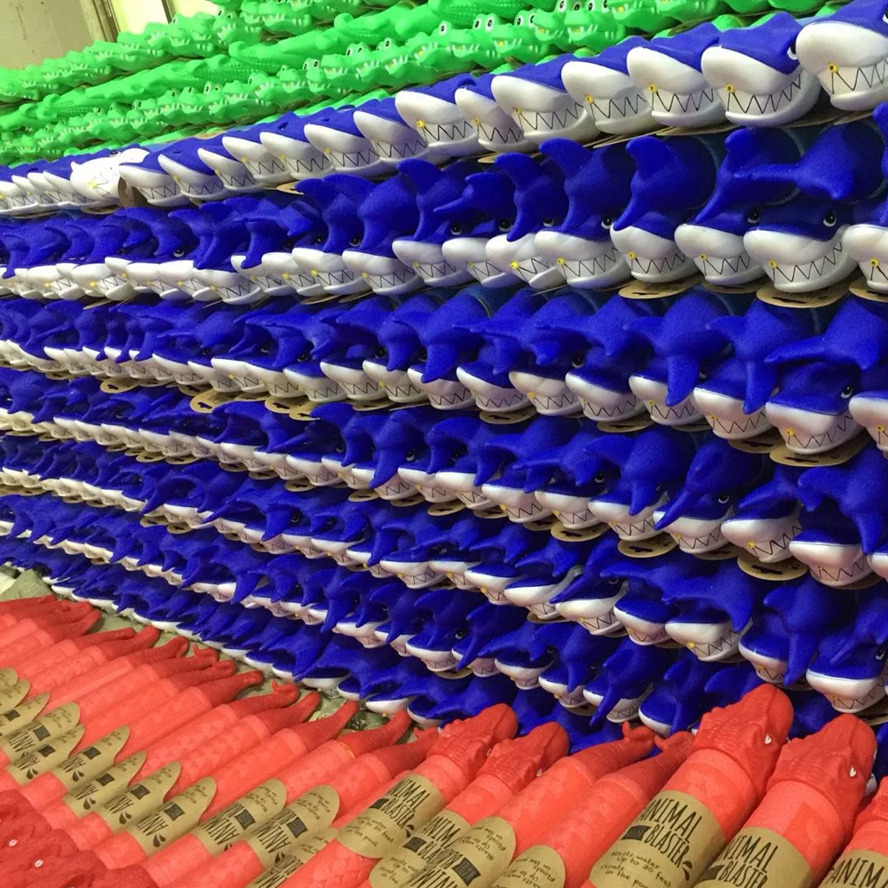 Summer Holiday Foam Water Pistol Shooter Toy Gun Swimming Drifting Play Pool Game Beach Big Size Pump Never Slack Lovely Animals Summer Holiday Foam Water Pistol Shooter Toy Gun Swimming Drifting Play Pool Game Beach Big Size Pump Never Slack Lovely Animals