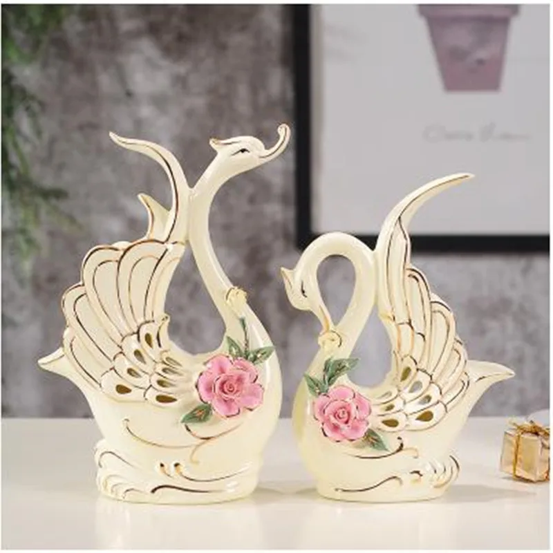 

2018 Creative ceramic swan crafts, home modern living room TV cabinet office decorations, wedding gifts