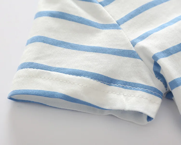 3982617035_2068599042