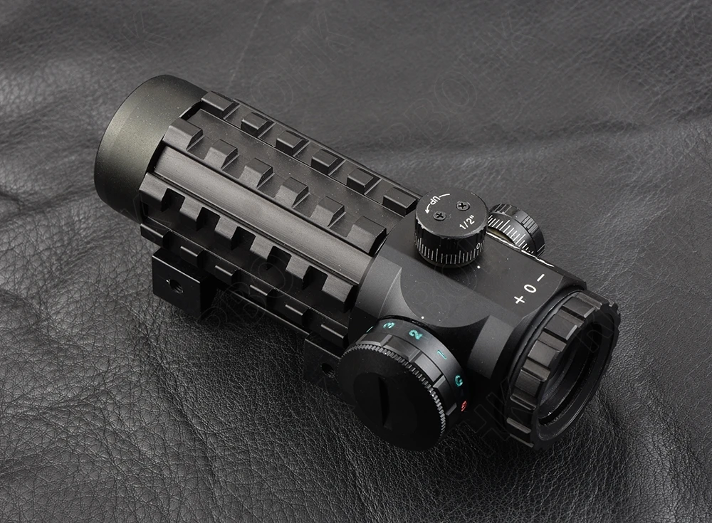 

Pyramid 4x28 EG Rifle scope Cross lighting 20mm picatinny and 11mm dovetail rail mount hunting shooting M7924