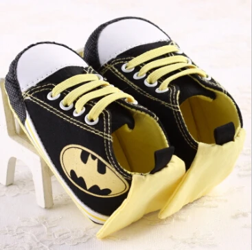 tenis infantil batman