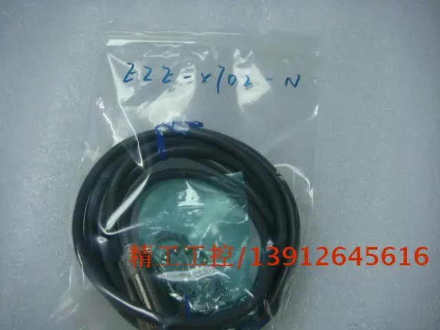 

[SA] Positive! OMRON new no packaging close switch E2E-X7D2-N spot shot --2PCS/LOT