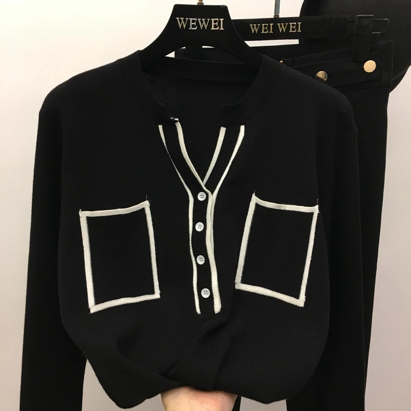 Fall 2018 new han edition V collar button open wire pairs long sleeve ...