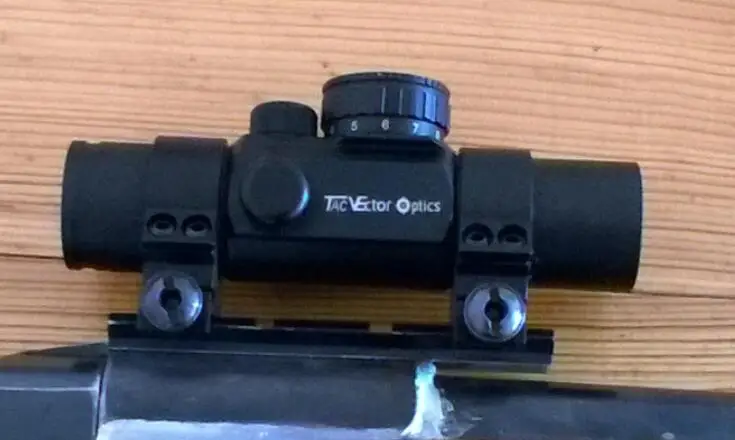 red dot-1