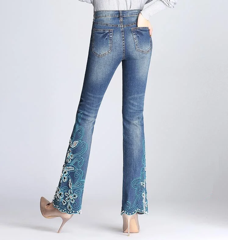 Вышитый колокольчик с высокой талией в этническом стиле, женские джинсы с вышивкой ручной работы, большие размеры