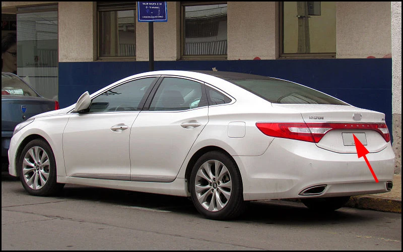 800px-Hyundai_Azera_V6_GLS_201114_(15506694761)
