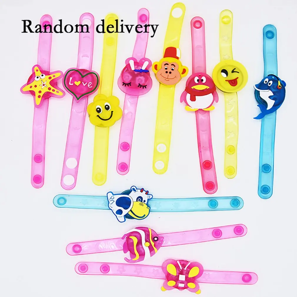 

LED Bracelets Glow Gangle Cartoon Smiley Face Light-Up Rubber Wrist Band Cute Novelty Birthday Christmas Gift Drop Shipping
