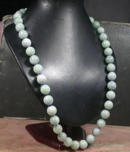 

0146 Natural A JADE Jadeite Bead beads Necklace It is 25 inches
