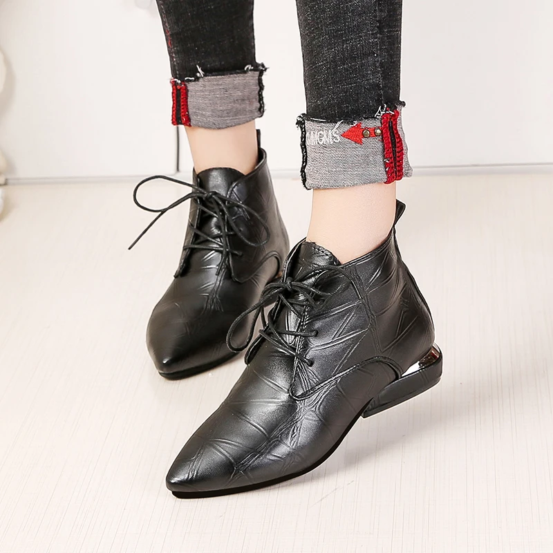 Модные женские ботинки; повседневные кожаные весенние туфли на низком каблуке; женские резиновые ботильоны с острым носком; цвет черный, красный; Zapatos Mujer