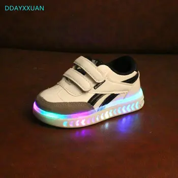 

cool lighted kids LED shoes 2018 New Autumn fashion flash glowing baby girls boys sneakers high quality children Sports shoes