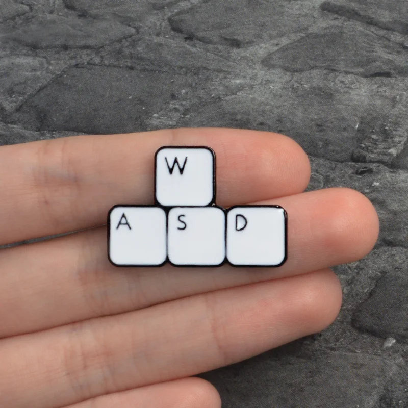 WASD-Gaming-Keyboard-Enamel-pin-Keys-tablets-Brooches-Gift-Game-icon-Denim-Jeans-Pin-Badge-Button(1)