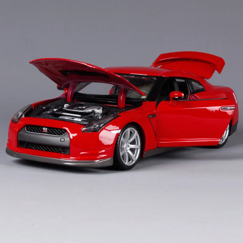 1:18 Simulation alloy sport car Diecast model For Nissan GTR with Steering wheel control front wheel steering with original box - Цвет: Красный