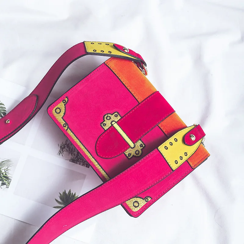 

Women Vintage Embroider Handbags Retro Women's Wide Strap Shoulder Bag Handbags Hit Color Stabbed Crossbody Messenger Bag Purse