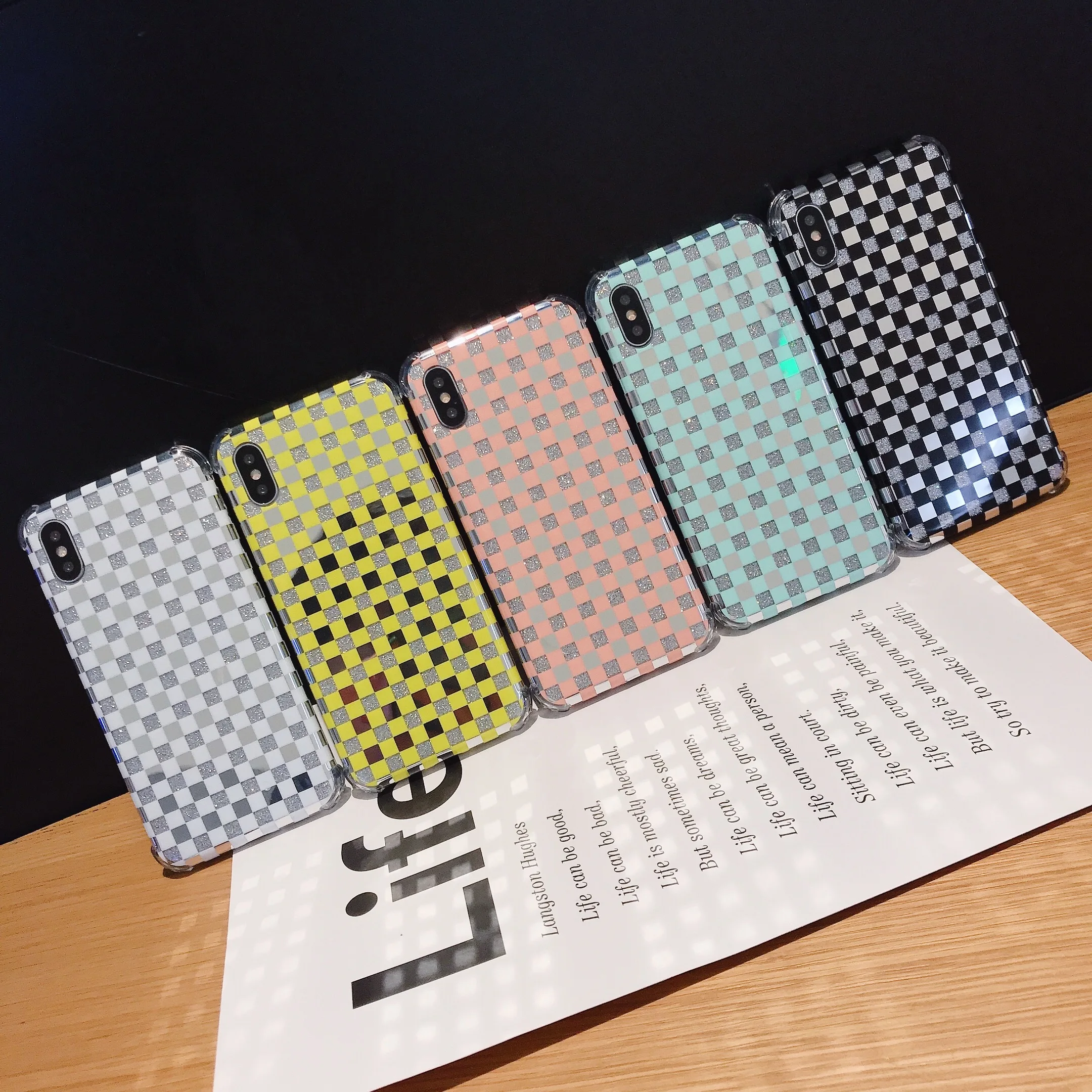 

Glitter Striped Lattice Phone Cases For iphone XS Max XR X 7Plus Couples Fresh Black White Grid For iphone 8 6 7 6s Plus Cover