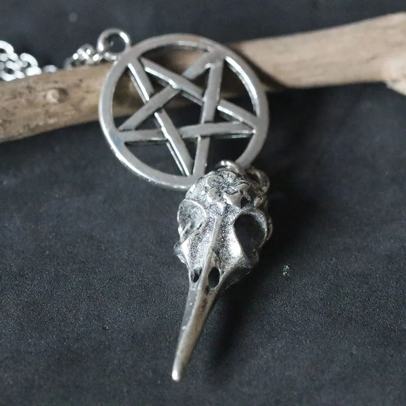

Pentagram&Skull Bird Head Necklaces Vintage Silver Pentacle Pendant Necklace Choker Collier Wicca Pagan Gothic Christmas Gift