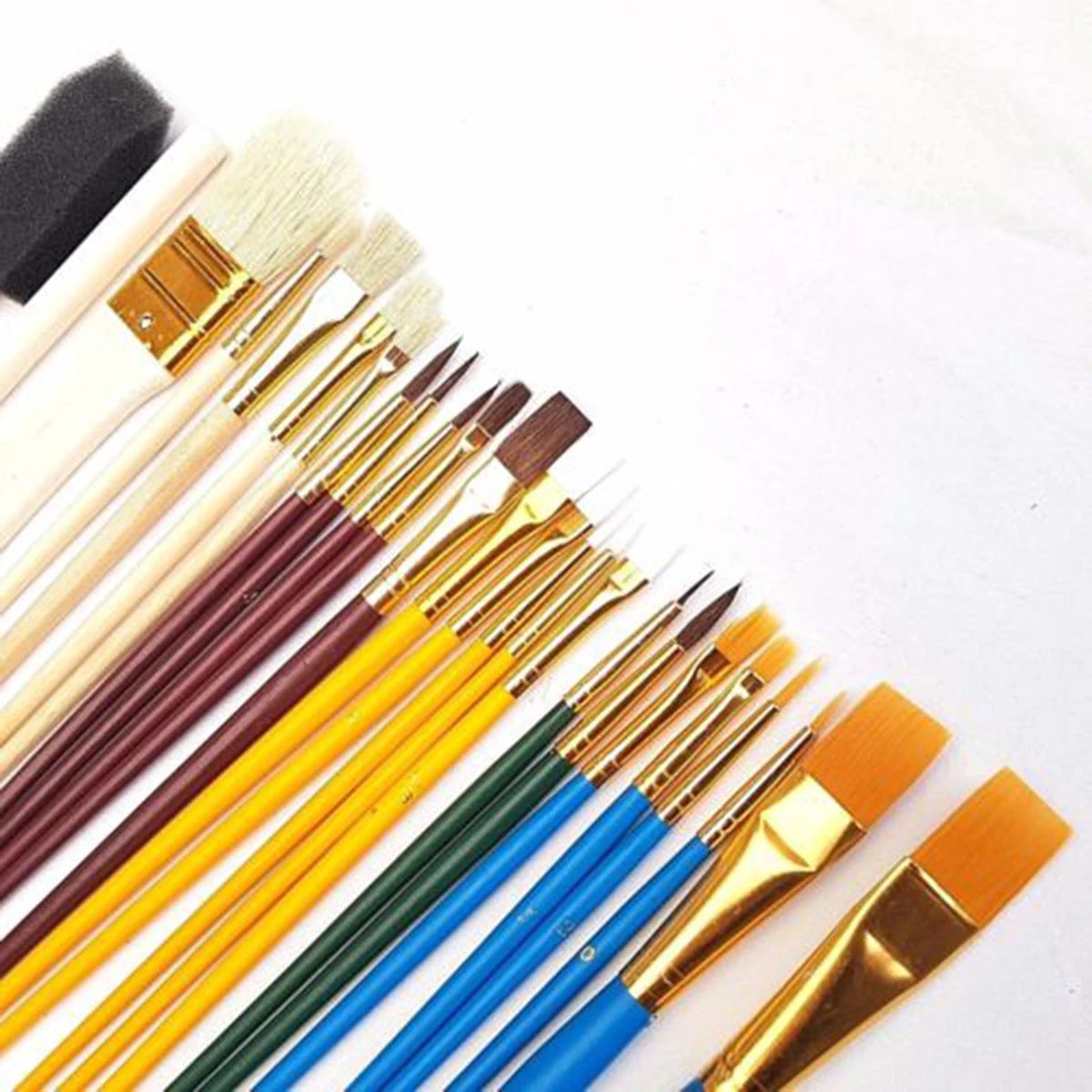 

Assorted Sizes Soft 25Pcs Multifunctional Wool Fiber Artists Paint Brushes Set for Acrylic Oil Watercolour Oil Drawing Kit