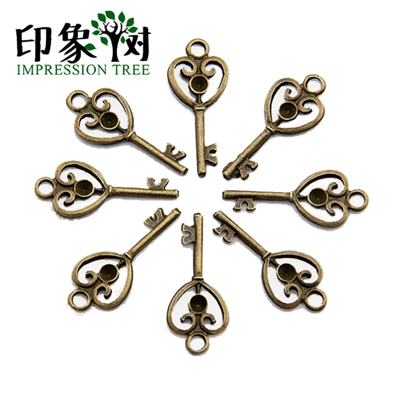 

10Pcs/Pack Vintage Keys Small Heart Shape Charms Antique Bronze Plated Pendant DIY Jewelry Making Impression Tree Jewelry 935