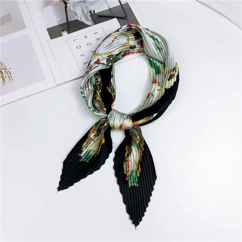 

Spring Summer Striped Scarf Retro Multicolor Square Print Kerchief Woman Neck Shawl Wraps Small Decorative Bandana 70x70