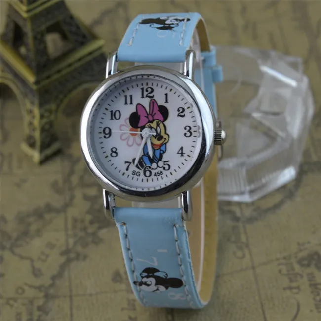 

Disney Mickey mouse Cartoon children watch student pointer quartz pupil boy girl casual watch gift Children's Day gift souvenir