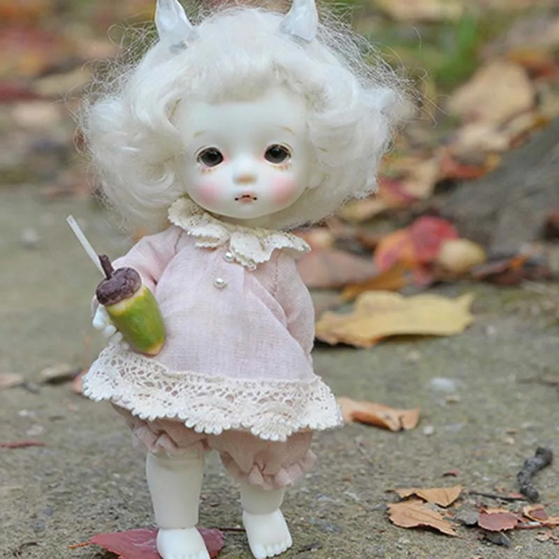 mini bjd doll