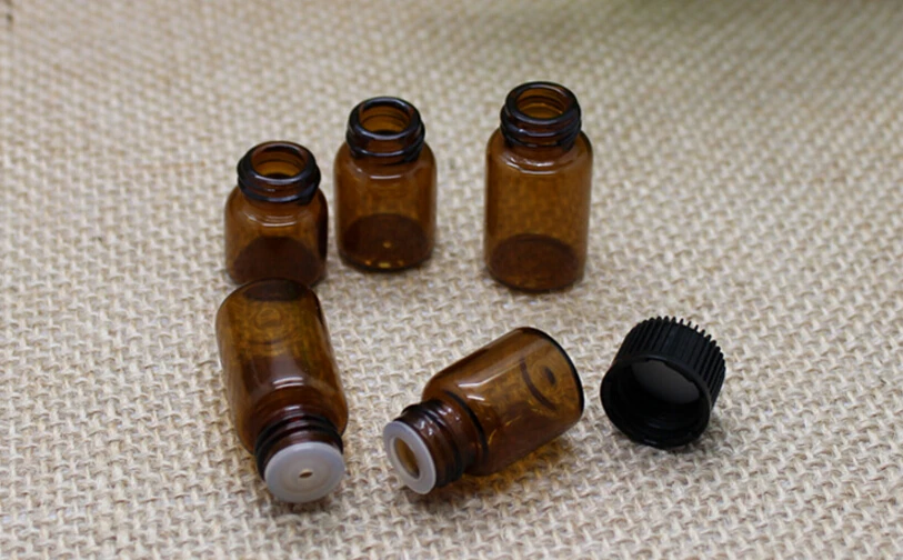 1000 pcs Amber Sample Vial 3ML Mini Amber Glass Essential Oil Bottle With A No Hole Plug& Round Cap