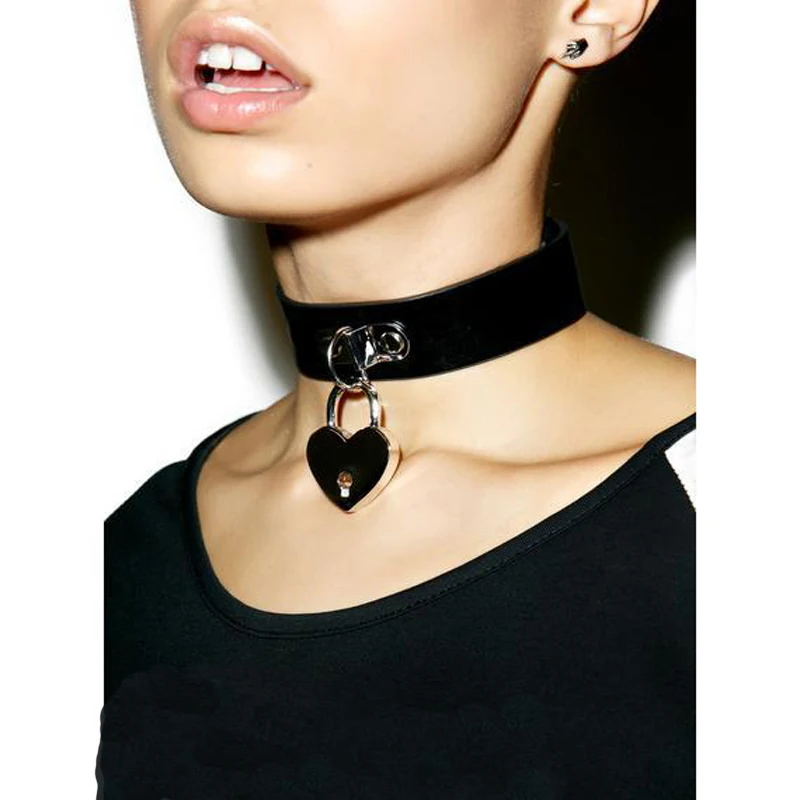 

Hot Women Sexy Punk Gothic Velvet Leather Collar Heart Lock Pendant Key Choker Necklace Fashion Jewelry Girls Gifts
