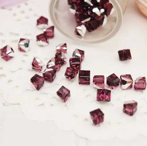 

Freeshipping 50pcs/lot Glitter 4mm Cube Square glass micro beads nail stone 3D nail art decoration new nail decorations