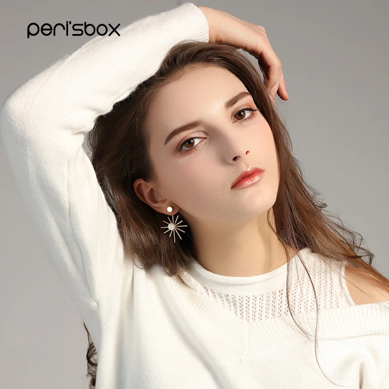 Женские серьги пусеты Peri'sbox золотого цвета с подсолнечником и жемчугом